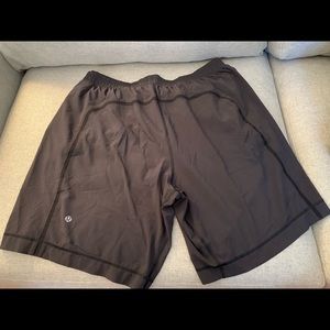 Lululemon Men’s XL Lined Pacebreaker 9” Short